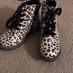 Girls NWOT boots size 12